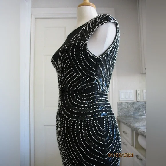 Parker Black Fully Beaded Art Deco Evening Gown Mesh Illusion Maxi Dress Size 4 - Picture 7 of 14